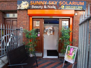 Sunny Sky Solarium 